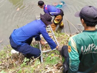 Lupakan Berkumpul Bersama Keluarga. Personil Gabungan Ini Evakuasi Jenazah Mengambang di Bungbulang Saat Hari Lebaran