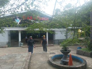 Pengunjung Semarang Zoo Ingin Halte BRT Trans Semarang Kembali Berfungsi