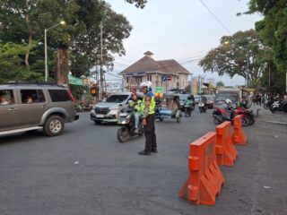 Polisi Lalu Lintas Pematangsiantar Intensifkan Pengaturan Arus, Antisipasi Kemacetan di Titik Rawan