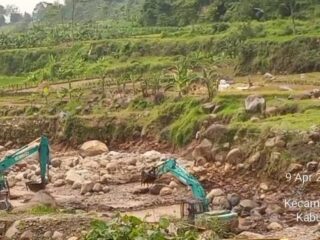 Tambang Material di Sungai Petung Limpung Disorot, Diduga Ilegal dan Gunakan BBM Bersubsidi