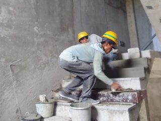 Upah Tak Kunjung Dibayar, Belasan Pekerja Proyek di Kendal Tuntut Kepastian