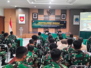 Prajurit Korem 072/Pamungkas Dibekali Penyuluhan Hukum, Ditekankan Disiplin dan Etika Bermedia Sosial