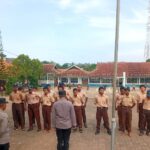 Upaya Edukasi Pelajar, Polsek Cikelet Sosialisasikan Bahaya Kenakalan Remaja di SMPN 1 Cikelet