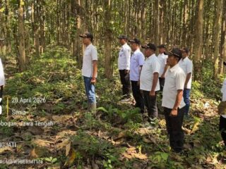 Perkuat Budaya AKHLAK, BKPH Kedungjati Gelar Apel Pagi dan Evaluasi Kinerja Pegawai