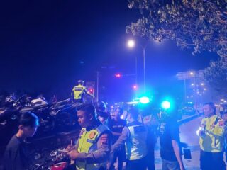 Polisi Razia Balap Liar dan Knalpot Bising di Exit Tol Setono Pekalongan