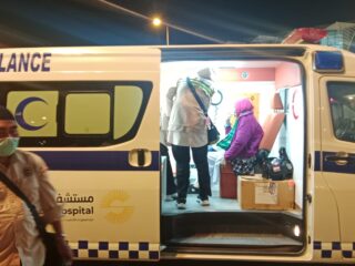 Tim Kesehatan Haji Sigap Tangani Jemaah Jakarta yang Alami Gangguan Pernapasan di Bandara Madinah