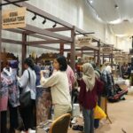Sasirangan Todak Persit PD XXII/Tambun Bungai Curi Perhatian di Persit Bisa 2 Jakarta