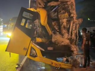 Bus Rombongan Siswa SMP di Kendal Alami Kecelakaan di Tol Cipali, Disdikbud Pastikan Korban Selamat