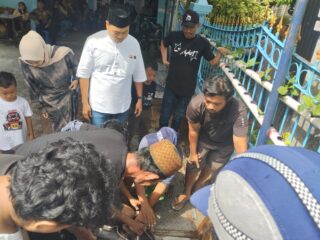 Ketua Rel MBG Sumut Potong Sapi Kurban di Dapur SPPG Sidorejo
