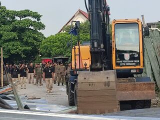 Satpol PP dan Dishub Semarang Tertibkan PKL serta Parkir Ilegal di Sisi The Park Mall