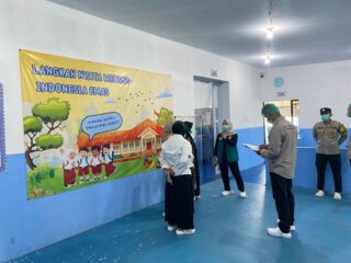 Polsek Bungbulang Dampingi Pemeriksaan Kesehatan Lingkungan di Dapur SPPG Sinarjaya