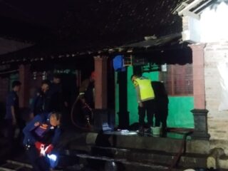 Rumah Warga di Cepogo Terbakar, Respons Cepat Polisi dan Damkar Cegah Api Meluas