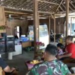 Anggota Kodim 0730/Gunungkidul Gelar Nobar Piala Dunia 2026 Bersama Masyarakat, Bangun Keakraban di Wonosari