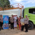 Sambut HUT Bhayangkara ke-80, Polda Riau Salurkan 3.360 Bansos dan Bangun 24 Titik Air Bersih