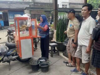 Kodim 0730/Gunungkidul Gelar Nobar Piala Dunia 2026 di Semin dan Ngawen, Perkuat Kebersamaan Sekaligus Dukung UMKM