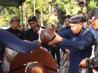 Jamasan Agung 2026 di Kulon Progo Jadi Momentum Pelestarian Tradisi, Dandim 0731 Hadir Bersama Forkopimda