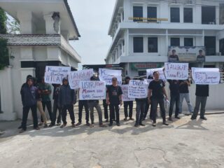 _Front Justice Desak Kejari Simalungun Tuntaskan Laporan Dugaan Korupsi, Minta Transparansi Proses Hukum_
