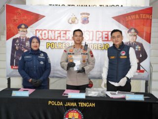 Perempuan 25 Tahun Ditemukan Meninggal di Rumahnya, Polisi Lakukan Penyelidikan di Tepus
