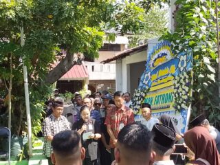 _LDII Kota Semarang Sampaikan Duka, Ketua DPD Takziah ke Rumah Duka Ketua LPMK Sampangan_