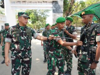 _Tinjau Yonif TP 450 dan 451 di Solo Raya, Pangdam IV/Diponegoro: Ini Batalyon Tempur Harus Siap Operasi_