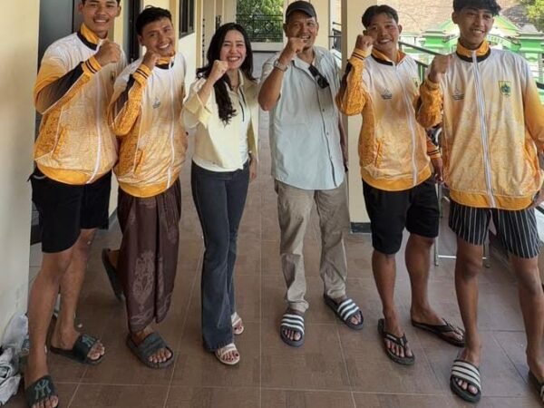Meta Agulegistin Ketua Kontingen Sepak Takraw Pemalang " Kami Siap Bertanding Pada Event PorProv XVII Jawa Tengah "